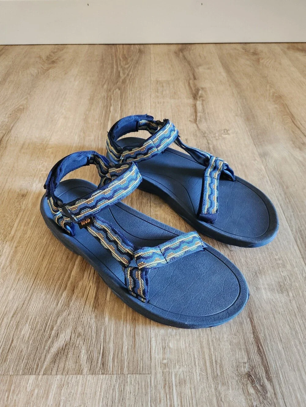 Teva Big Kids / Youth Kishi Dark Navy Blue Hurricane XLT 2 Sandals Youth Size 7